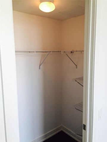 For Lease - 2212 Lakeshore Boulevard Unit# 2709, Toronto, Ontario - Photo 4