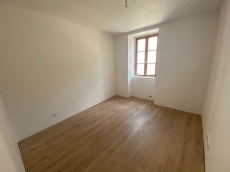 Appartement 2 pièces à louer St Bonnet le Château - 42380 / Réf: 144 - Photo 4