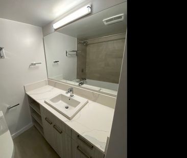 YORK HOUSE - Photo 5