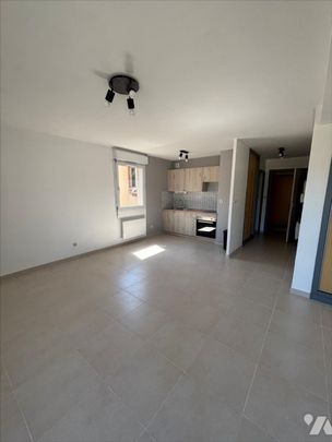 Appartement centre-ville Montrevel en Bresse - Photo 1