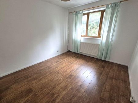 2 bedroom maisonette to rent - Photo 3
