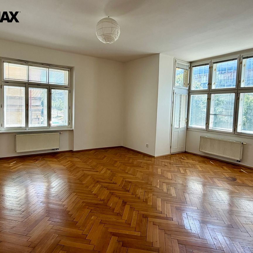 Pronájem bytu 3+kk v osobním vlastnictví 117 m², Praha 6 - Bubeneč - Фото 1