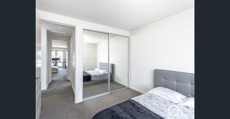 Open the Door to Spacious Family Living in Kensington's Prime Location - Photo 4