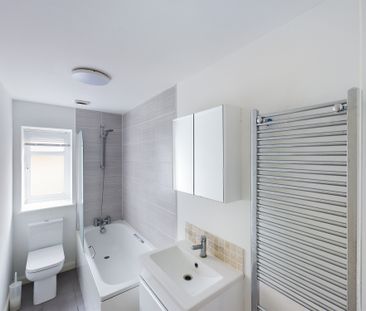 Bloomfield Road, Woolwich, SE18, London - Photo 5