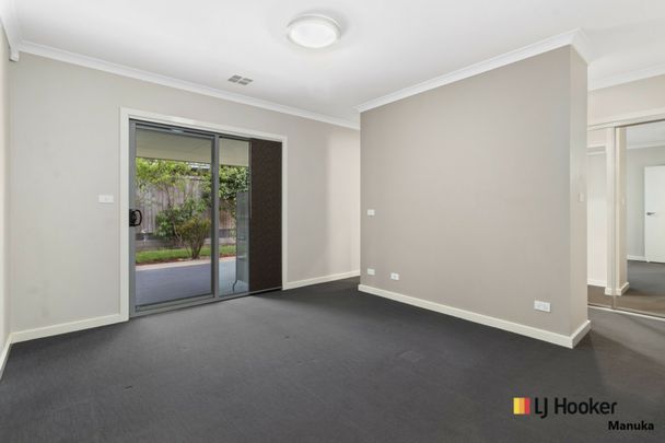 43 Adventure Street, Harrison ACT, Belconnen - Photo 1