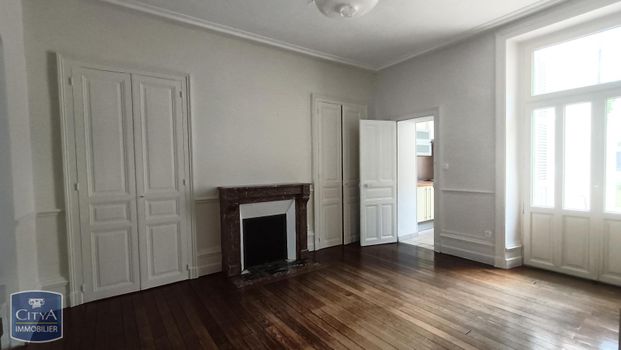 Location Maison 6 pièces 141m² CHATEAUROUX 36000 - Photo 1