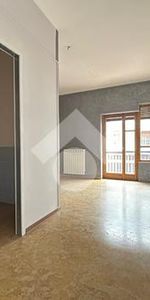 5 locali in affitto - Photo 3