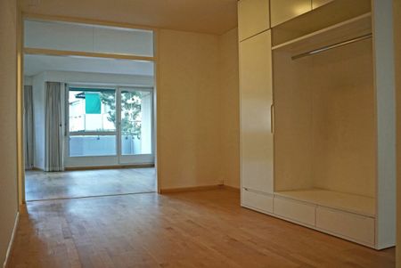 4.5-Zimmerwohnung mit Balkon & Dachterrasse im Herzen von Basel - Photo 3