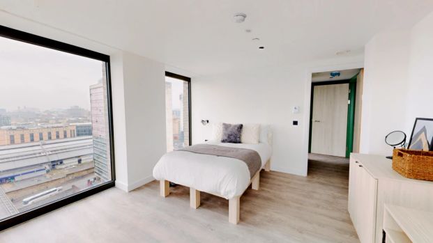 Penthouse Premium Ensuite - Photo 1