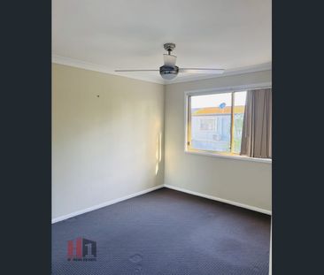 Exclusive Privacy & Resort-Style Elegance in Calamvale - Photo 2