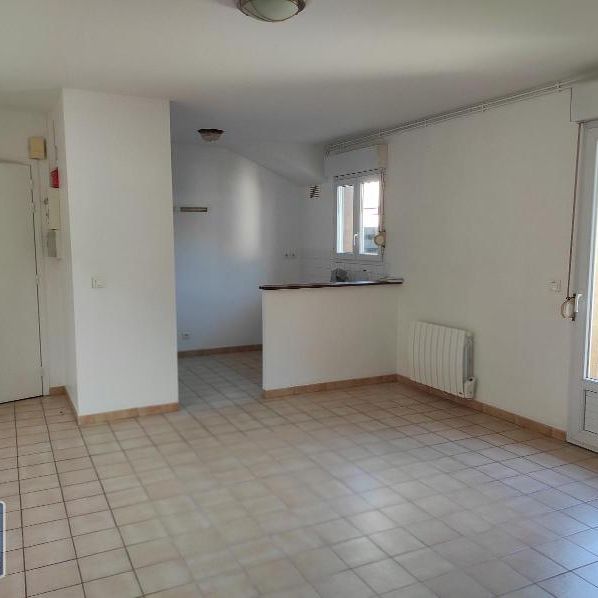 Location Appartement 2 pièces 46m² LUNERAY 76810 - Photo 1