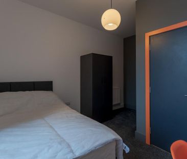 1 bedroom in a house share to rent - Photo 4