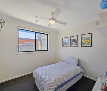 Eye-Catching Family Home - Photo 5