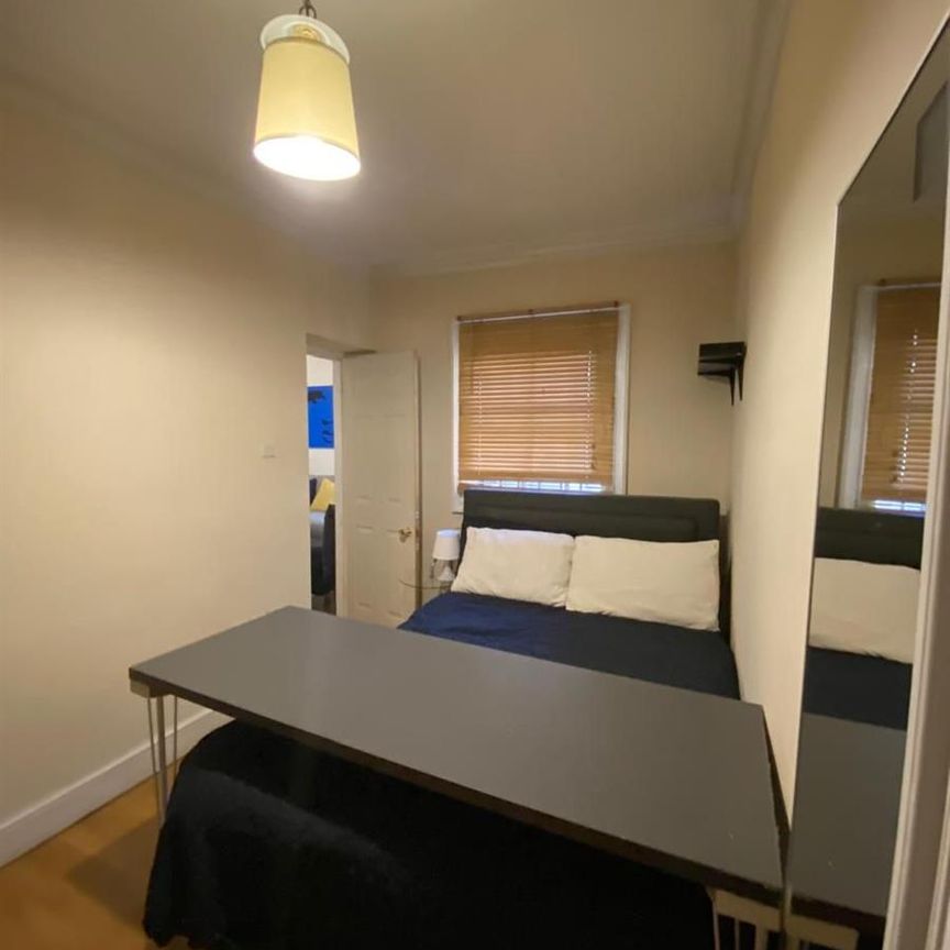 First Floor Craven Street, WC2N, London - Photo 1