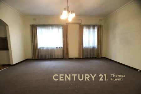 For Rent: a Property in Canterbury - Photo 2