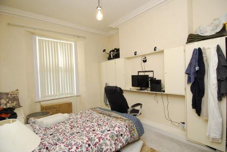 4 bedroom house to rent - Photo 3