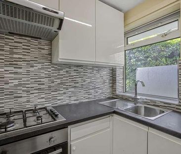 Coleman Court, Kimber Road, Wandsworth, SW18 - Photo 5