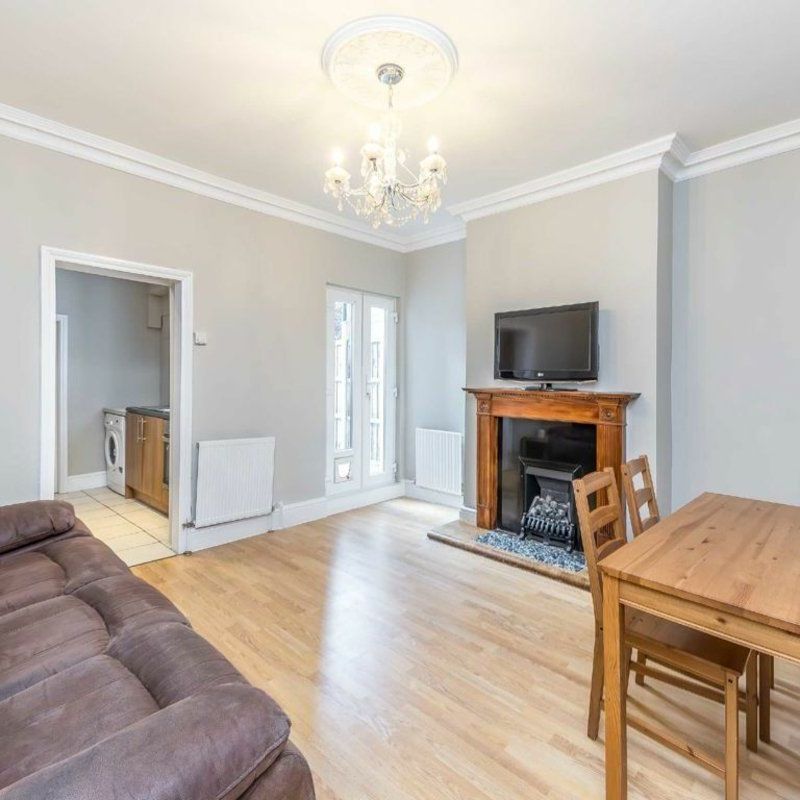 Rostella Road, Tooting, SW17 - Photo 1