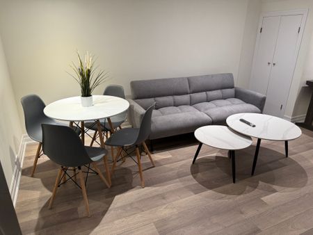 For Lease - 8 Church Street, Vaughan, Ontario - Photo 2