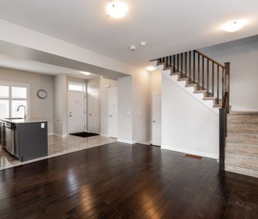 For Lease - 2314 Natasha Circle, Oakville, Ontario - Photo 1