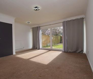3 bedroom terraced house to rent - Photo 1
