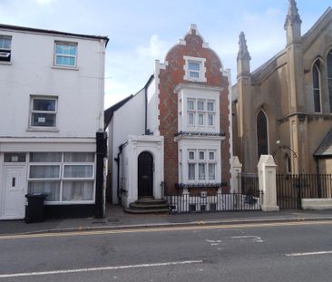 1 bedroom flat to rent - Photo 4