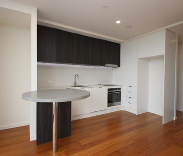 PLEASE DO NOT ATTEND THE PROPERTY BOOK YOUR ONLINE VIDEO TOUR– SEE ... - Photo 4