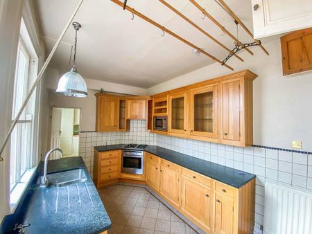 3 bedroom detached house to rent - Photo 3