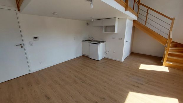 location Appartement T1 DE 41m² À LE BLANC MESNIL - Photo 1