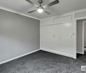 beautifully renovated four-bedroom home - Photo 1