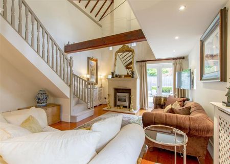 2 bedroom barn conversion to rent - Photo 3