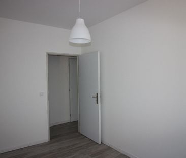 Location Appartement 3 pièces 57m² - Photo 6
