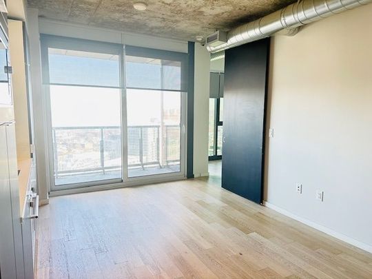 For Lease - 170 Bayview Avenue Unit# 2705, Toronto, Ontario - Photo 1