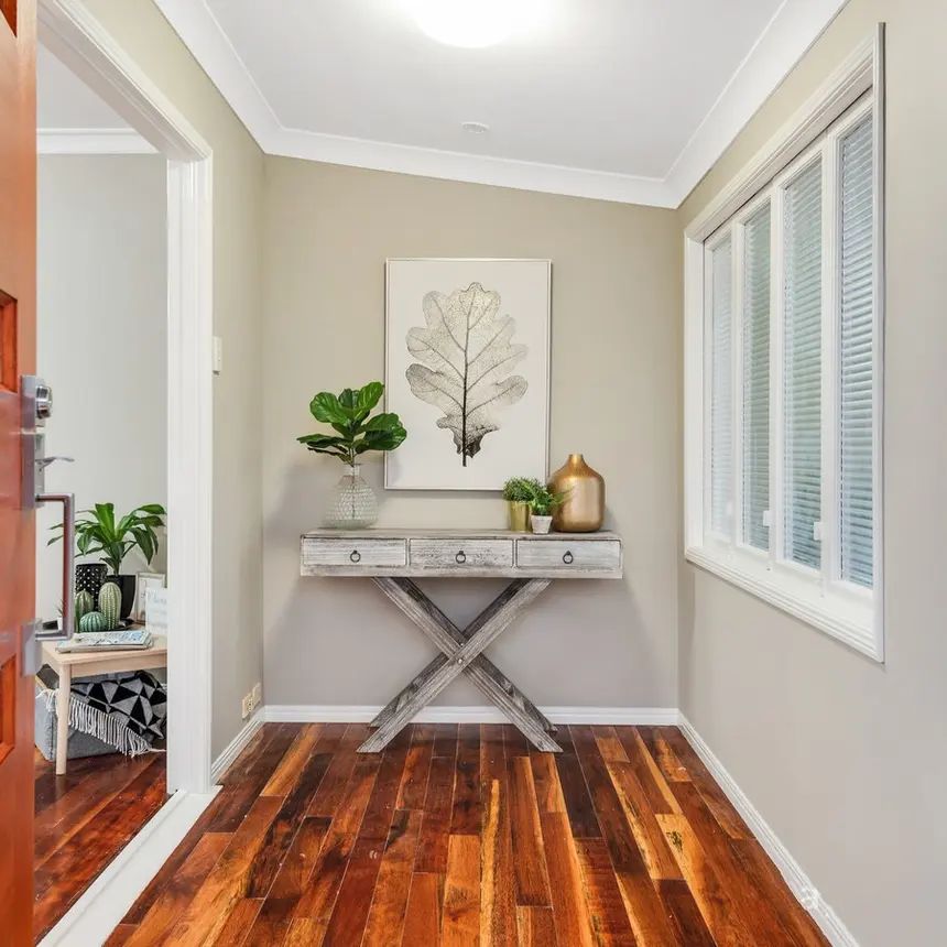 Charming Family Home in Acacia Ridge - Photo 1