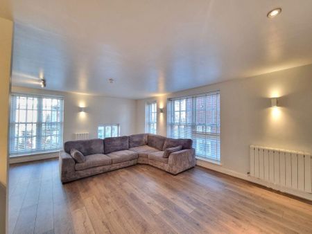 2 bedroom flat to rent - Photo 3