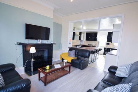 7 bedroom house share to rent - Photo 2