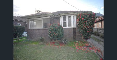 Renovated 3 Bedroom Home (close proximity to Epping station) - Photo 5