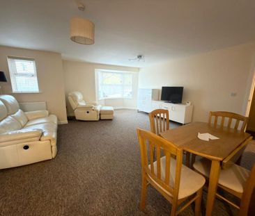 a Brook Lane, Sarisbury Green, Southampton - Photo 6