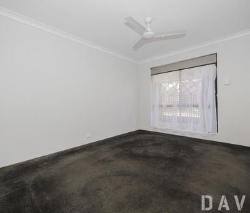 Move-In Ready - 3 Bedroom Home in Popular Padbury! - Photo 2