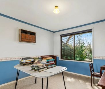 LARGE FAMILY HOME IN WILLASTON - Photo 4