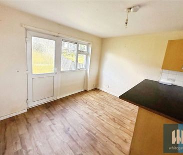 Laburnum Grove, Golcar, Huddersfield, West Yorkshire, HD7 - Photo 4