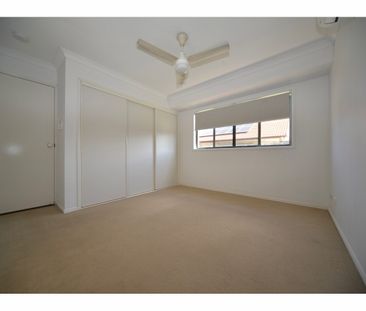 8 Slack Street, Upper Coomera - Photo 6