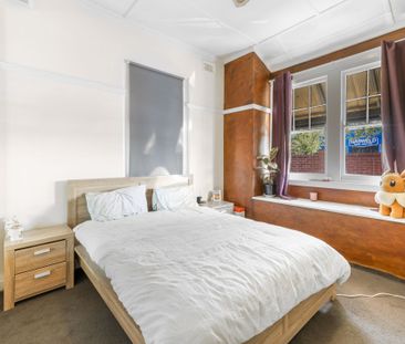 Charming 3-Bedroom Home in Prime North Albury Location - Photo 5