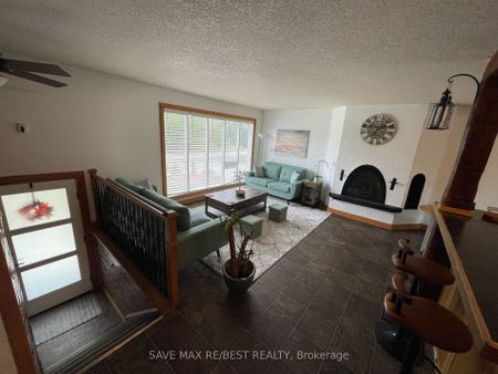 For Lease - 268 Manchester Road, Kitchener, Ontario - Photo 2