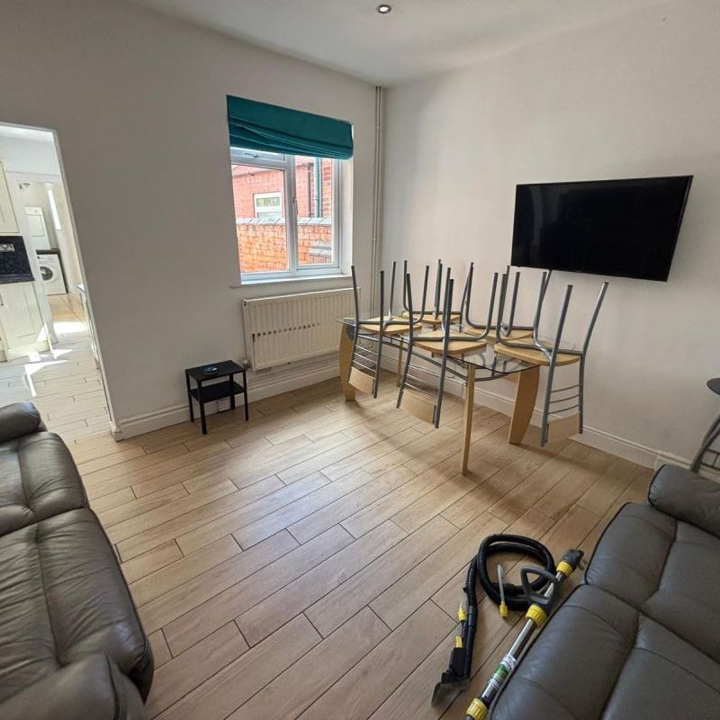 85 Storer RoadLoughborough - Photo 1