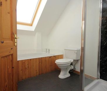 3 bedroom detached house to rent - Photo 5