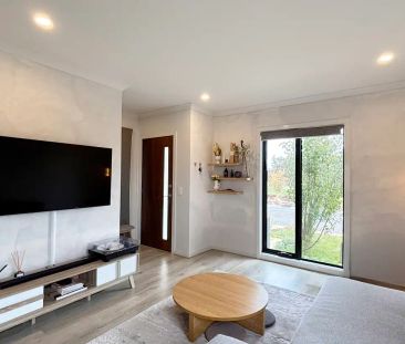 32 Sasha Crescent, Truganina VIC 3029 - Photo 6