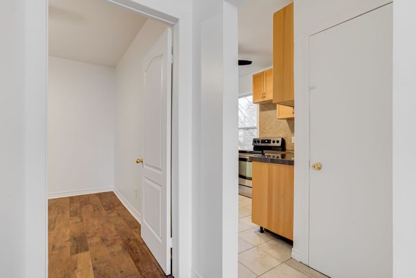 For Lease - 136 Ontario Avenue Unit# Unit #1, Hamilton, Ontario - Photo 1