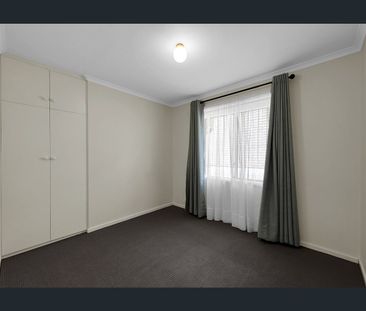 Convenient Greenwith Living - Space, Comfort and Location! - Photo 4