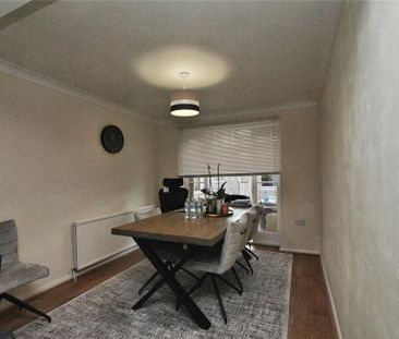 3 bedroom terraced house to rent - Photo 6